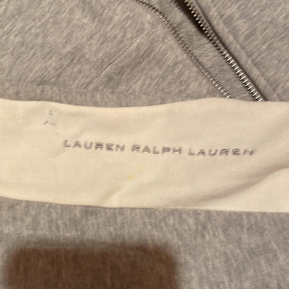 Sweatshirt - Picture 3 of 5